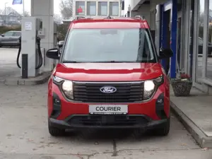 Ford Tourneo Courier Bild 3