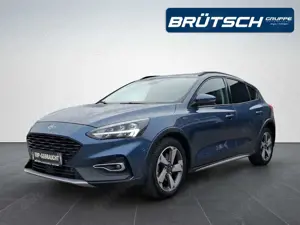 Ford Focus 1.5 Active KLIMA / LED / AHK / ACC / SITZHEIZUNG