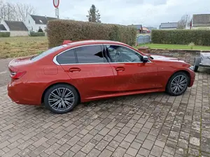 BMW 330 Plug-In-Hybrid M Sport Vollausstattung Bild 2