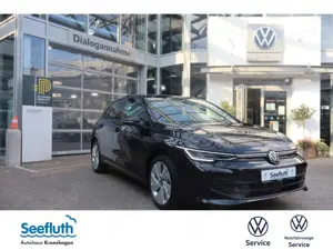 Volkswagen Golf VIII 1.5 eTSI DSG RFK ACC Winterpaket