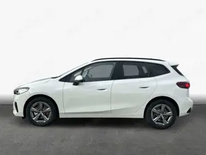 BMW 216 216i Active Tourer Aut. 90 kW, 5-türig Bild 5