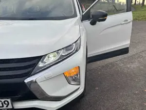 Mitsubishi Eclipse Cross Eclipse Cross 1.5 T-MIVEC (ClearTec) CVT 4WD Top Bild 3