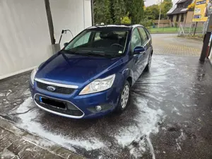 Ford Focus Focus Fließheck  5-Türer 1.6 16V Style