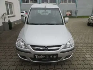 Opel Combo Corsa Combo 1.6 CNG 1.6 CNG Tour incl. Mwst. Bild 3