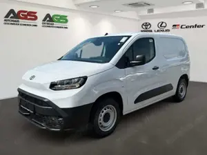 Toyota Proace City L1 Meister 1.2L 6-Gang Navigationssystem