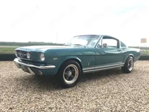 Ford Mustang Fastback GT