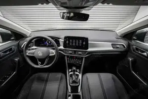 Volkswagen T-Roc 1,5 TSI DSG Life Plus - LAGER Bild 5