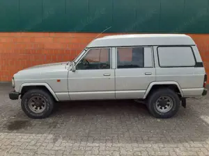 Nissan Patrol 2,8 Diesel- lang erst 109000 KM.