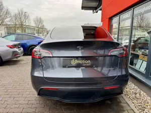 Tesla Model Y Long Range AWD*Boost*VAT deductible* Bild 4