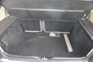 Volkswagen Golf GL 1,3, 4türig, rostfrei Bild 5