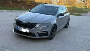 Skoda Octavia Combi 2.0 TDI 4x4 DSG RS Bild 3