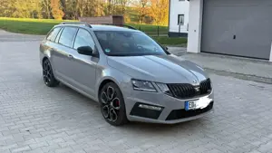 Skoda Octavia Combi 2.0 TDI 4x4 DSG RS Bild 4