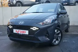 Hyundai i10 1.0 Trend Navi Kamera DAB Sitzheizung USB Bild 2
