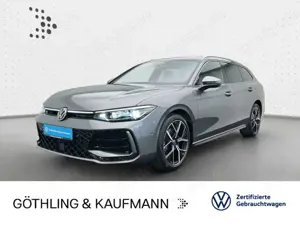 Volkswagen Passat R-Line 2.0 TDI DSG*NAVI*AHK*360*HUD*IQ-Dr