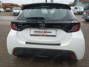 Toyota Yaris Business Edition * Kamera * SHZ * Bild 4