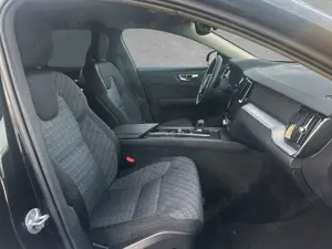 Volvo V60 B4 Mild-Hybrid Core ACC BLIS LED Bild 4