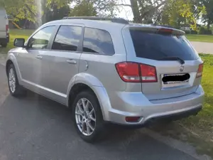 Fiat Freemont FIAT Freemont 170 PS SUV - BJ 2012 - TÜV neu - Schiebedach - BIG Familienauto Bild 5