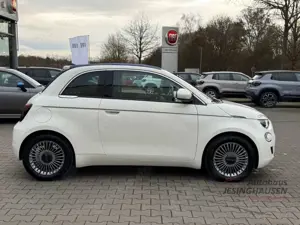 Fiat 500e +Klimaaut.+Keyless+Tempomat+Schildererkennung Bild 4
