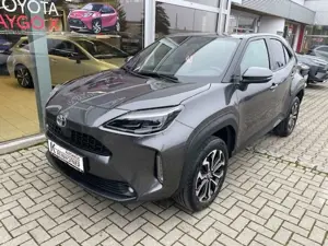 Toyota Yaris Cross Hybrid 1.5 VVT-i Team Deutschland *Connect+Winter*