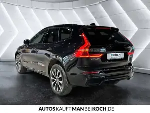 Volvo XC60 B5 AWD Plus Dark ACC STHz LUFT 360 VLED HK Bild 4