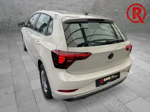 Volkswagen Polo VI 1.0 BT DAB LED Multif.Lenkrad Klima PDC Start-S Bild 4