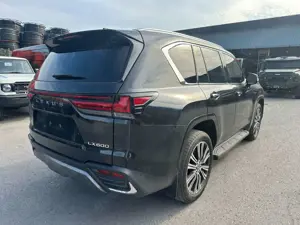 Lexus LX 600 NEW 2026 LX600 Luxury INKAS ARMORED BR6 PANZER Bild 5