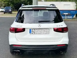 Mercedes-Benz GLB 35 AMG 4Matic Speedshift DCT 8G