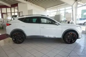 CUPRA Formentor FORMENTOR 2,0 TSI VZ 4X4 DSG PANO MATRIX EL.HECK Bild 5