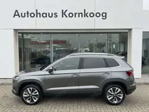 Skoda Karoq 1.5 TSI ACT DSG Selection LED ACC NAVI APP A