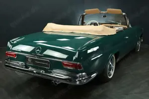 Mercedes-Benz 250 SE Cabrio Bild 2