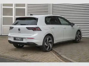 Volkswagen Golf GTE 1,5 l eHybrid DSG 'MatrixLED|Panoramad.|AHK Bild 3