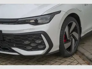 Volkswagen Golf GTE 1,5 l eHybrid DSG 'MatrixLED|Panoramad.|AHK Bild 5