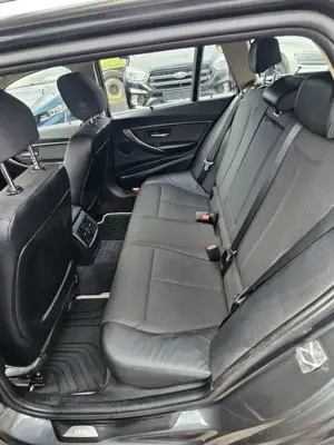 BMW 318 3 Touring 318 d Bild 4