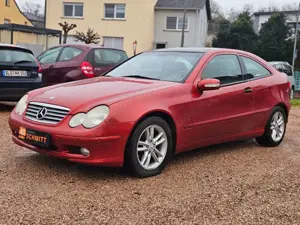 Mercedes-Benz C 180 ELEGANCE TÜV 09/2026+Panorama+Rentnerfahr