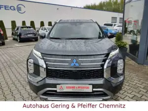 Mitsubishi Outlander PHEV Plug-in Hybrid TOP  Plug-in-Hybrid TOP Bild 3