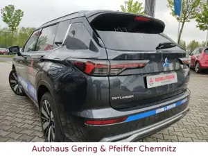 Mitsubishi Outlander PHEV Plug-in Hybrid TOP  Plug-in-Hybrid TOP Bild 5