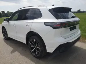 Volkswagen Tiguan 2.0 TDI R-Line DSG 4Motion ABT Head Up Matrix GV5 Bild 2