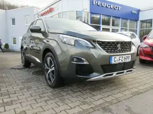 Peugeot 3008 Allure PT 130 EAT8*Sitzh.*Navi*Full-LED*