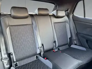 Volkswagen T-Cross ENERGY 1.5 TSI DSG IQ.Light Navi AHK Keyless Tr... Bild 4