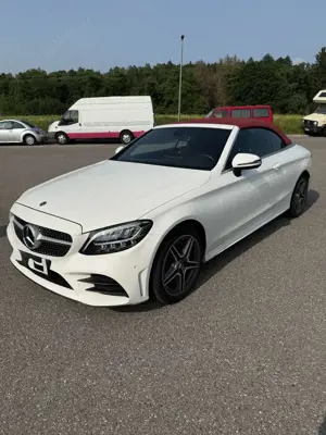 Mercedes-Benz C 180 Cabrio 9G-TRONIC AMG Line