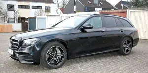 Mercedes-Benz E 300 de T AMG Panorama Distronic Night Paket