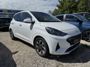 Hyundai i10 i10 1.2 79PS Navi Klima Appel Carplay Android Bild 2