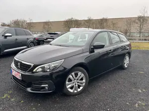 Peugeot 308 SW 1.6 Blue-HDI Automatik Kamera Navi