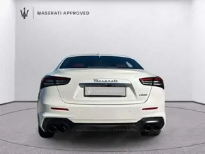 Maserati Ghibli Trofeo Bild 3