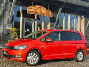 Volkswagen Touran 1.2 TSI BMT Life +LED+AHK+LED+SHZG+GARANTIE+