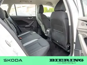 Skoda Kamiq 1.0 TSI Selection KAMERA NAVI LED FACEL. Bild 4