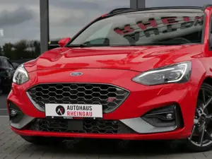 Ford Focus Turnier2,3 ST LED! PANO! BO! ACC! Bild 2