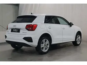 Audi Q2 35 TFSI R.-Kamera/Audi Soundsystem/Optik schwarz Bild 3