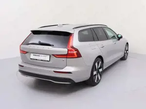Volvo V60 T8 Ultra Dark Recharge Plug-In Hybrid AWD Bild 5