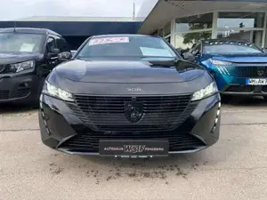 Peugeot 308 Style Hybrid 145 e-DSC6 Bild 2